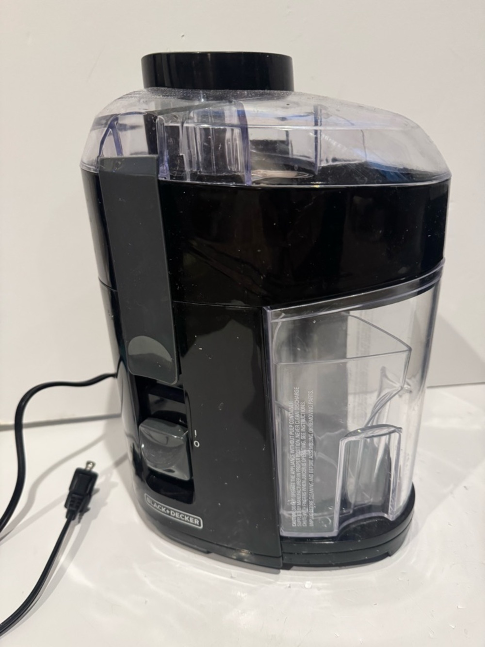 Black & Decker Black Electric Juicer with Clear Hopper